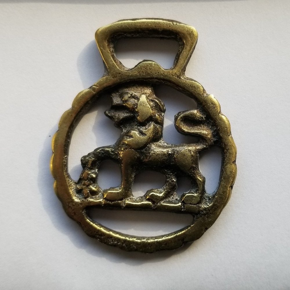 Collectible Vintage Horse Saddle Harness Brass Medallion